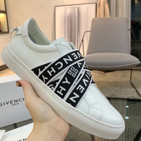 Givenchy white women's sneakers - Picture 3 of 9